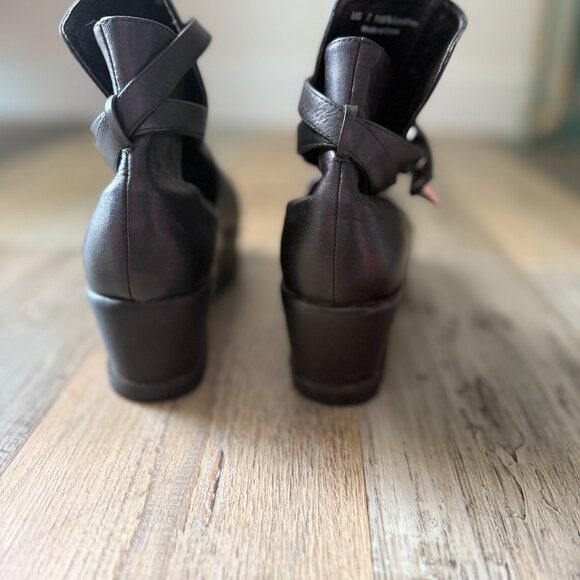 UNIF-Black Platform with Spiked Straps.  RARE - Picture 11 of 15